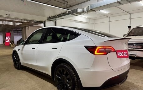 Tesla Model Y I, 2022 год, 4 850 000 рублей, 4 фотография