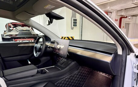 Tesla Model Y I, 2022 год, 4 850 000 рублей, 32 фотография