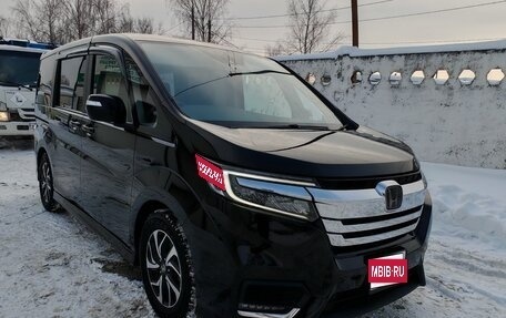 Honda Stepwgn IV, 2018 год, 2 620 000 рублей, 1 фотография