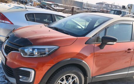 Renault Kaptur I рестайлинг, 2016 год, 1 400 000 рублей, 2 фотография