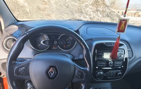 Renault Kaptur I рестайлинг, 2016 год, 1 400 000 рублей, 5 фотография