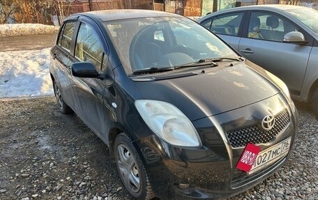 Toyota Yaris III рестайлинг, 2006 год, 460 000 рублей, 2 фотография