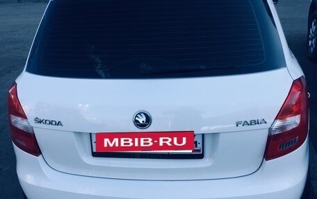 Skoda Fabia II, 2013 год, 640 000 рублей, 2 фотография