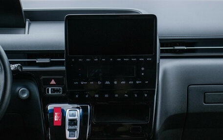 Hyundai Staria, 2021 год, 5 040 000 рублей, 12 фотография