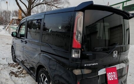 Honda Stepwgn IV, 2018 год, 2 620 000 рублей, 5 фотография