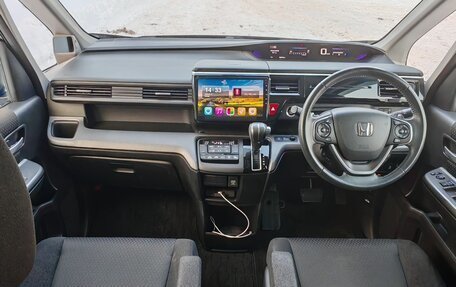 Honda Stepwgn IV, 2018 год, 2 620 000 рублей, 9 фотография