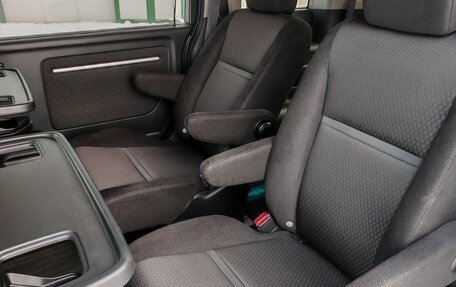 Honda Stepwgn IV, 2018 год, 2 620 000 рублей, 21 фотография