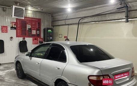 Nissan Sunny N16, 2000 год, 260 000 рублей, 4 фотография