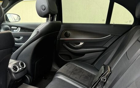 Mercedes-Benz E-Класс, 2018 год, 3 399 000 рублей, 6 фотография