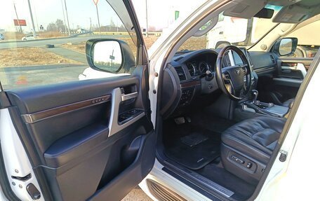 Toyota Land Cruiser 200, 2018 год, 7 700 000 рублей, 23 фотография