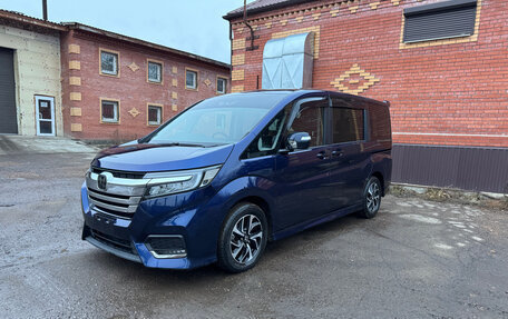 Honda Stepwgn IV, 2018 год, 2 190 000 рублей, 4 фотография