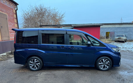 Honda Stepwgn IV, 2018 год, 2 190 000 рублей, 5 фотография