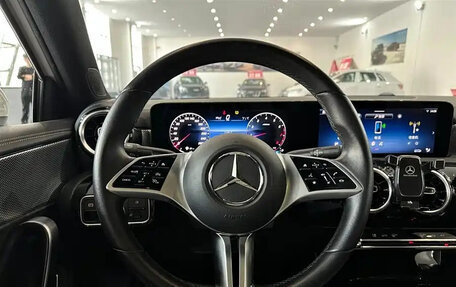 Mercedes-Benz A-Класс, 2023 год, 1 650 000 рублей, 8 фотография