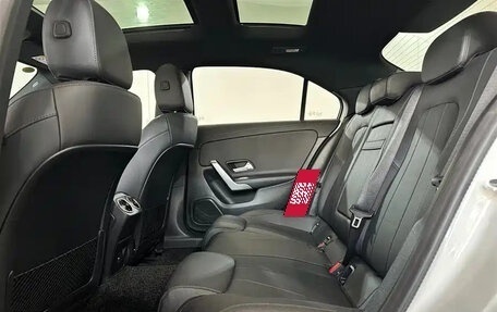 Mercedes-Benz A-Класс, 2023 год, 1 650 000 рублей, 15 фотография