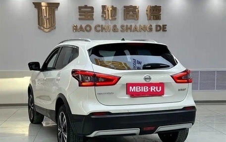 Nissan Qashqai, 2022 год, 1 600 000 рублей, 6 фотография