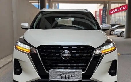 Nissan Kicks I, 2022 год, 1 300 000 рублей, 2 фотография