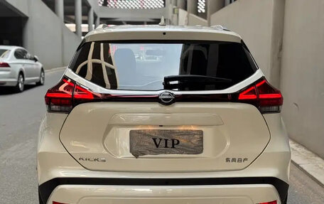 Nissan Kicks I, 2022 год, 1 300 000 рублей, 5 фотография