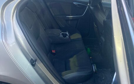 Volvo S60 III, 2011 год, 1 000 000 рублей, 2 фотография