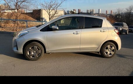 Toyota Vitz, 2018 год, 1 300 000 рублей, 6 фотография