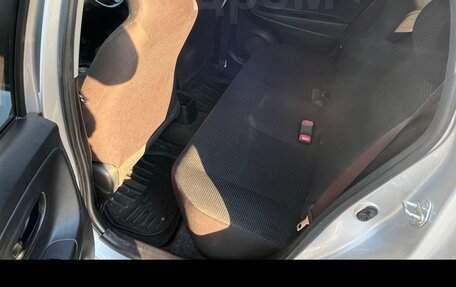 Toyota Vitz, 2018 год, 1 300 000 рублей, 9 фотография