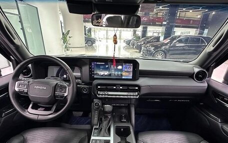 Toyota Land Cruiser Prado, 2025 год, 10 500 000 рублей, 12 фотография