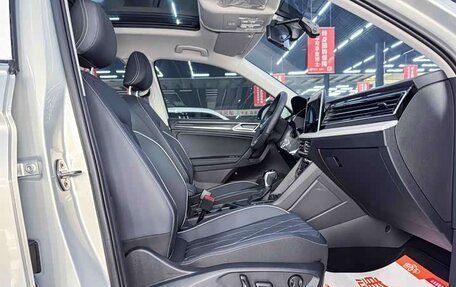 Volkswagen Tiguan II, 2022 год, 2 040 000 рублей, 9 фотография