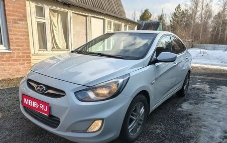 Hyundai Solaris II рестайлинг, 2014 год, 690 000 рублей, 2 фотография