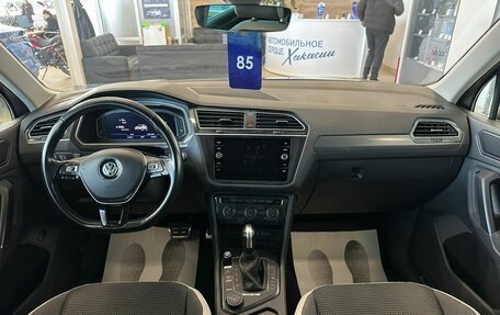 Volkswagen Tiguan II, 2020 год, 3 249 900 рублей, 16 фотография