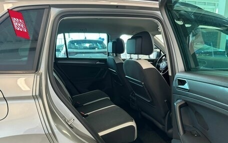 Volkswagen Tiguan II, 2020 год, 3 249 900 рублей, 17 фотография