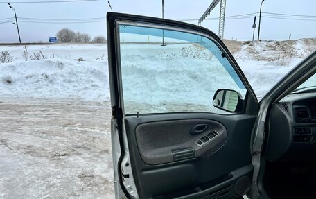 Chevrolet Tracker II, 2000 год, 320 000 рублей, 19 фотография