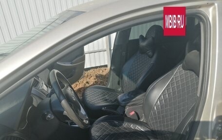 Hyundai Solaris II рестайлинг, 2011 год, 620 000 рублей, 5 фотография