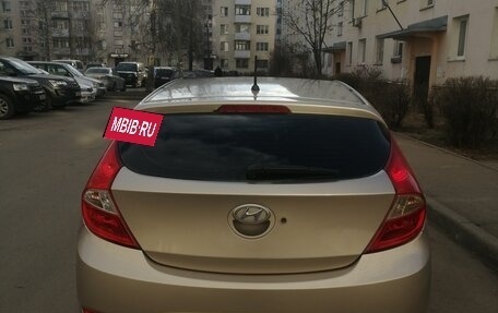 Hyundai Solaris II рестайлинг, 2011 год, 620 000 рублей, 9 фотография