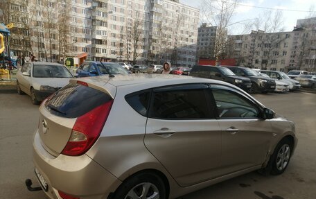 Hyundai Solaris II рестайлинг, 2011 год, 620 000 рублей, 11 фотография