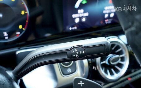 Mercedes-Benz GLB, 2022 год, 2 830 000 рублей, 10 фотография