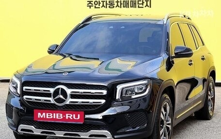 Mercedes-Benz GLB, 2022 год, 2 830 000 рублей, 2 фотография