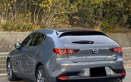 Mazda 3, 2022 год, 1 100 000 рублей, 5 фотография