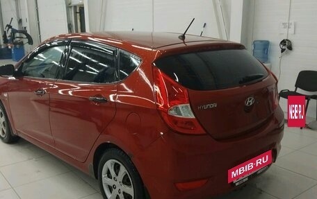 Hyundai Solaris II рестайлинг, 2012 год, 605 000 рублей, 10 фотография