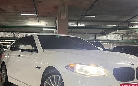 BMW 5 серия, 2016 год, 2 900 000 рублей, 8 фотография