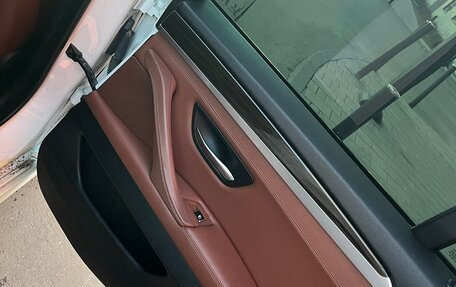 BMW 5 серия, 2016 год, 2 900 000 рублей, 14 фотография