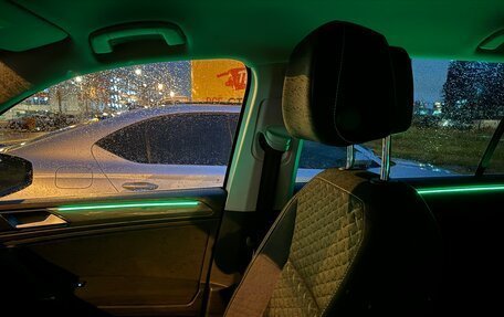 Volkswagen Tiguan II, 2018 год, 2 350 000 рублей, 11 фотография