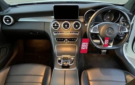 Mercedes-Benz C-Класс, 2017 год, 1 950 000 рублей, 14 фотография