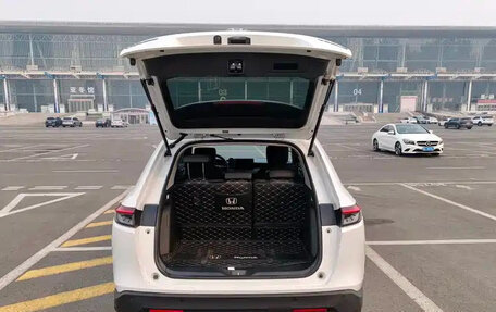 Honda Vezel, 2023 год, 2 080 000 рублей, 9 фотография