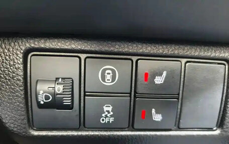 Honda Vezel, 2023 год, 2 080 000 рублей, 15 фотография