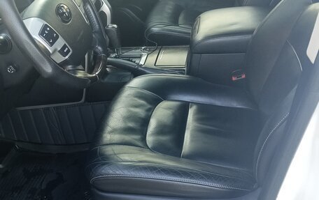 Toyota Land Cruiser 200, 2013 год, 3 790 000 рублей, 20 фотография