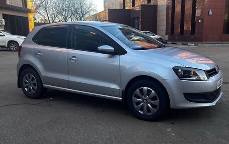 Volkswagen Polo VI (EU Market), 2009 год, 650 000 рублей, 2 фотография