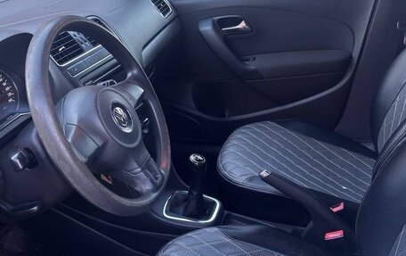 Volkswagen Polo VI (EU Market), 2009 год, 650 000 рублей, 10 фотография