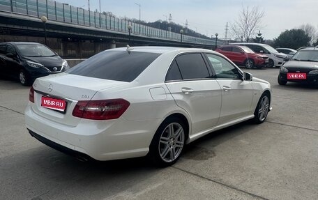 Mercedes-Benz E-Класс, 2011 год, 1 450 000 рублей, 1 фотография