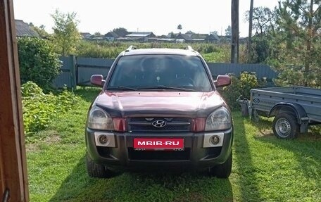 Hyundai Tucson III, 2006 год, 900 000 рублей, 1 фотография