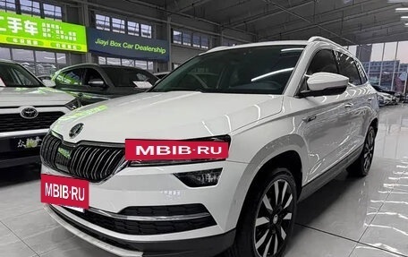 Skoda Karoq I, 2021 год, 2 008 000 рублей, 4 фотография