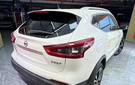 Nissan Qashqai, 2022 год, 2 115 000 рублей, 6 фотография